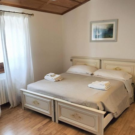 Villa Montegenco Comunanza Bagian luar foto