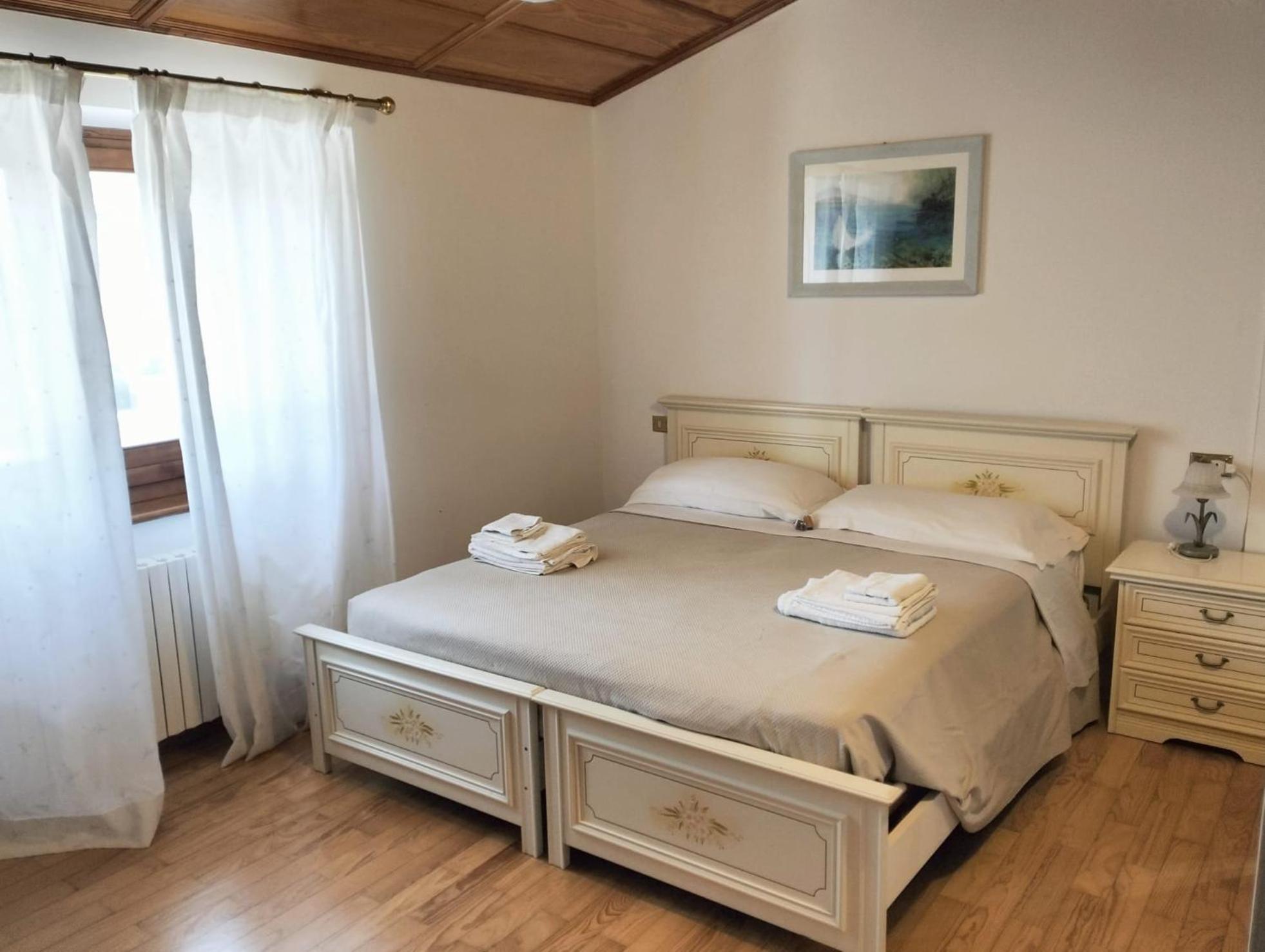 Villa Montegenco Comunanza Bagian luar foto