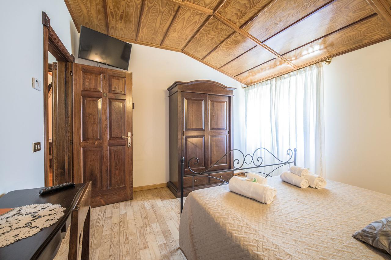 Villa Montegenco Comunanza Bagian luar foto